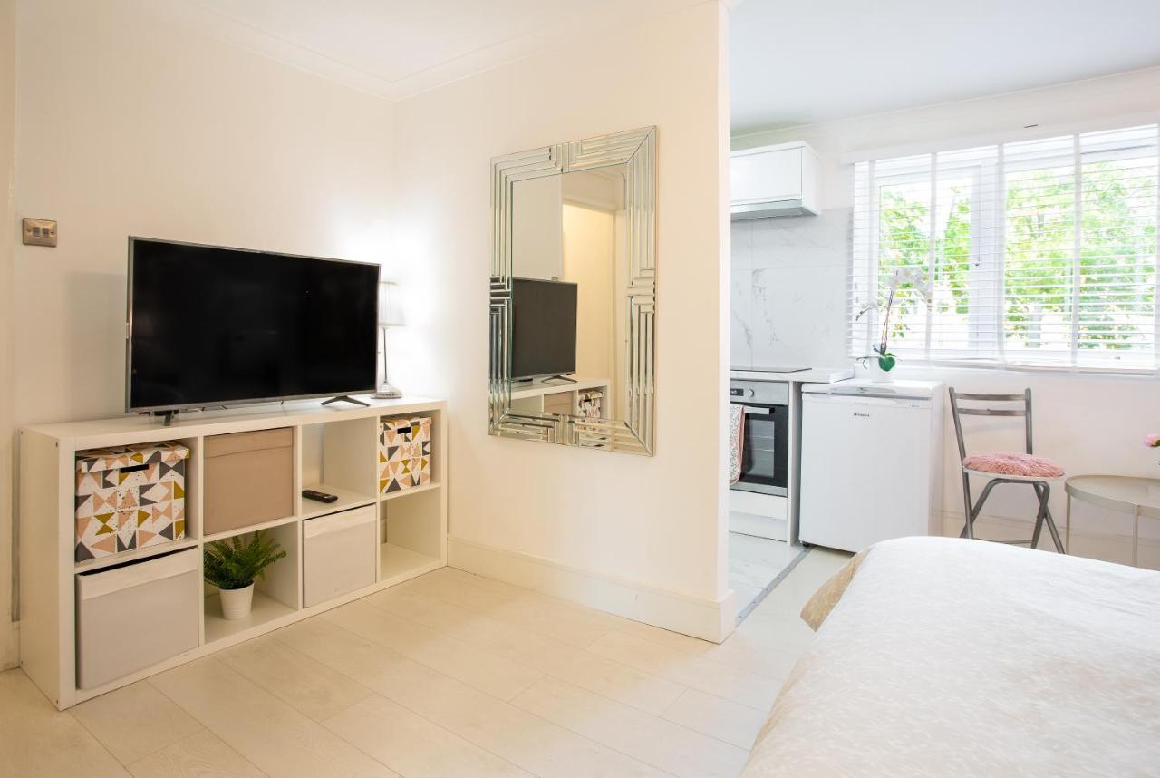 Modern Close To Appartamento